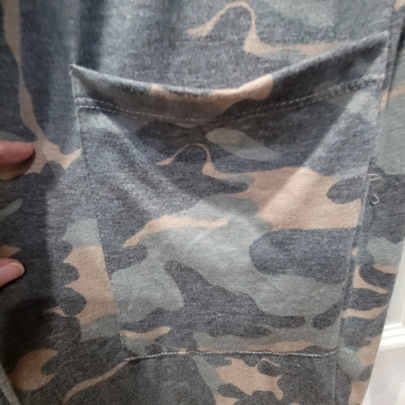Large Camo Green Long Comfy Cardigan with Pockets Military - Picture 6 of 9